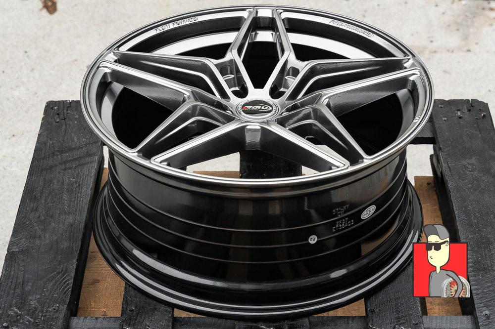 Комплект дисков Vossen EVO-1R 18x8 et35 5x114.3
