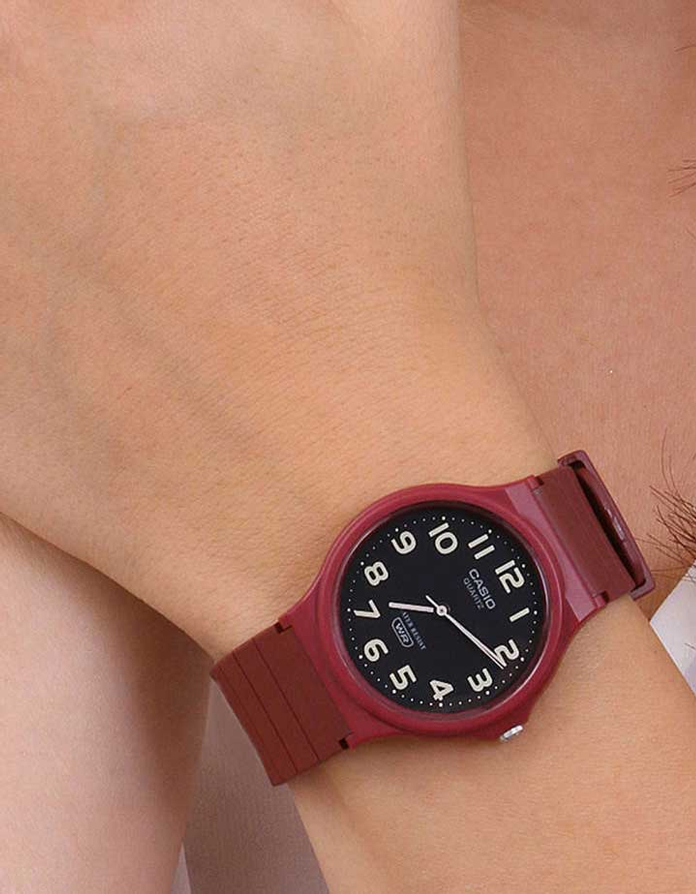 Часы Casio MQ-24UC-4B