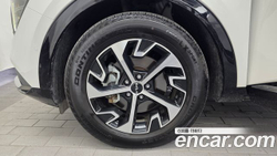 KIA Sportage Signature 2WD — 2022