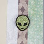 Набор для вышивания бисером Klart, Брошь Инопланетянин, 4,5х5 см