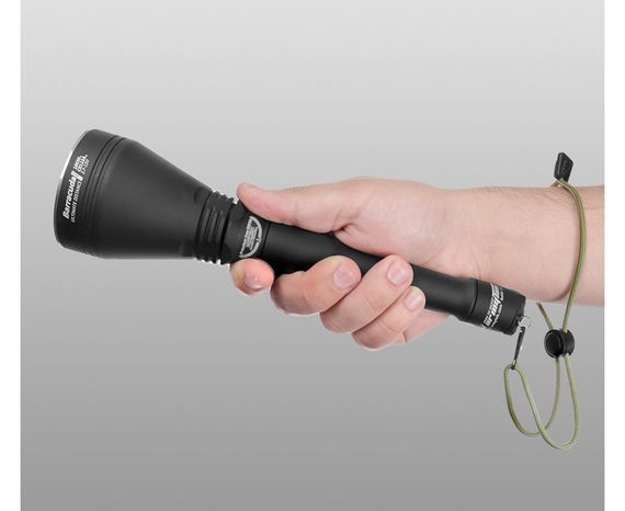 Поисковый фонарь Armytek Barracuda Pro нейтральный свет