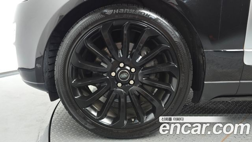 Land Rover Range Rover 4.4 SDV8 AB DIESEL — 2017