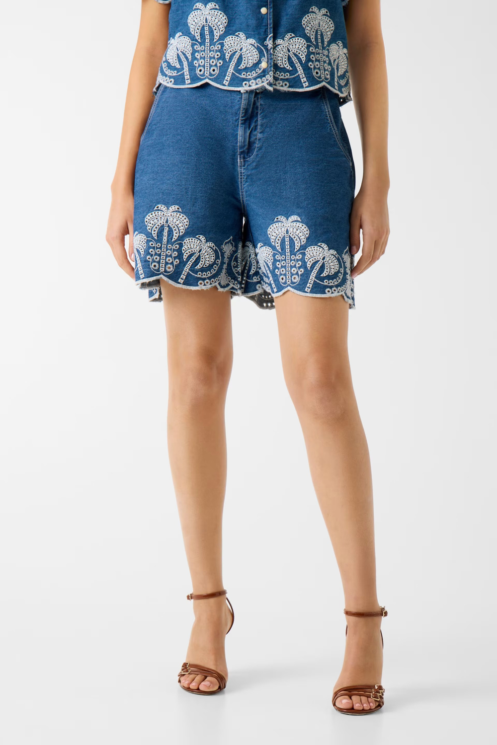 Шорты джинсовые  женские GUESS