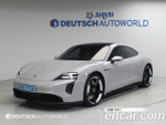 Porsche Taycan GTS — 2022
