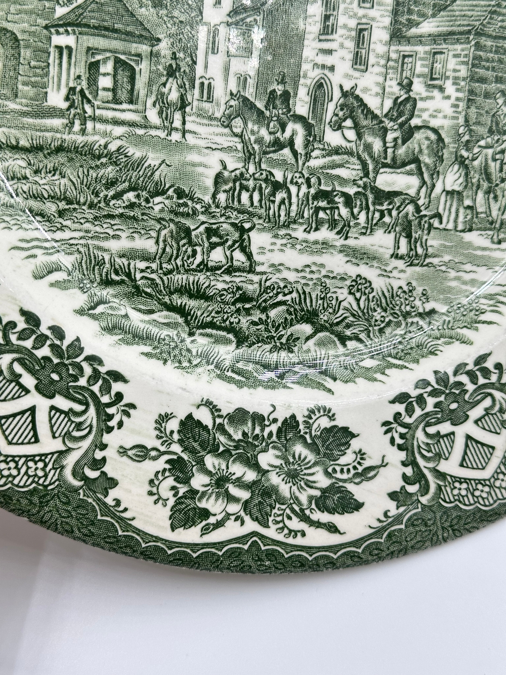 Тарелка 24,5см English Ironstone