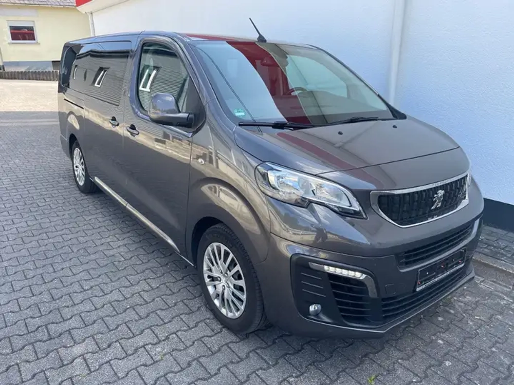 Peugeot Traveller Business L3