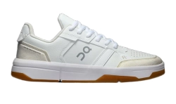 Мужские кроссовки On The Roger Clubhouse - white/ivory