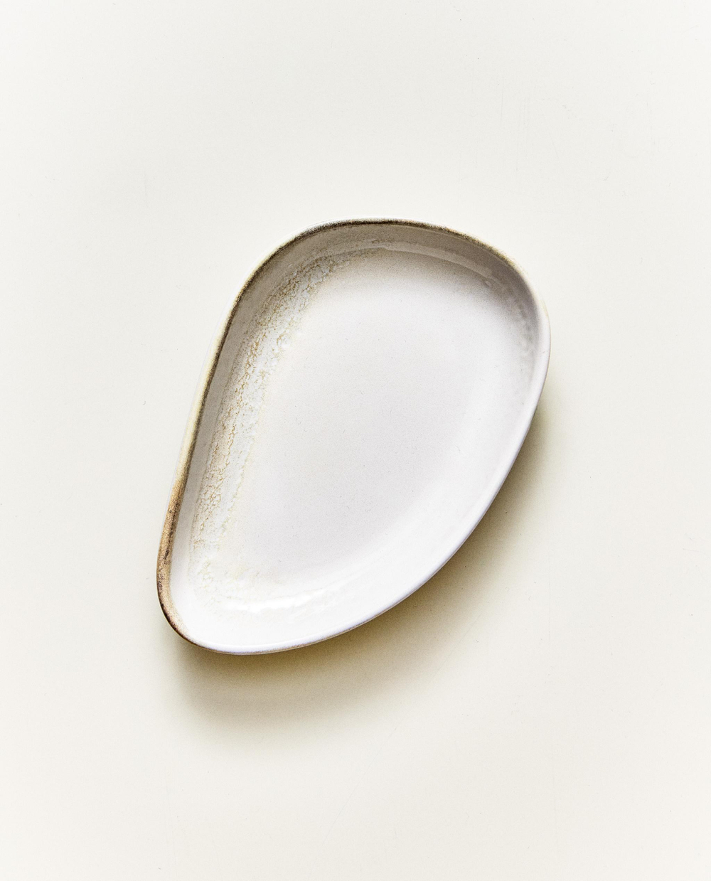тарелка из каменной керамики Zara Home
