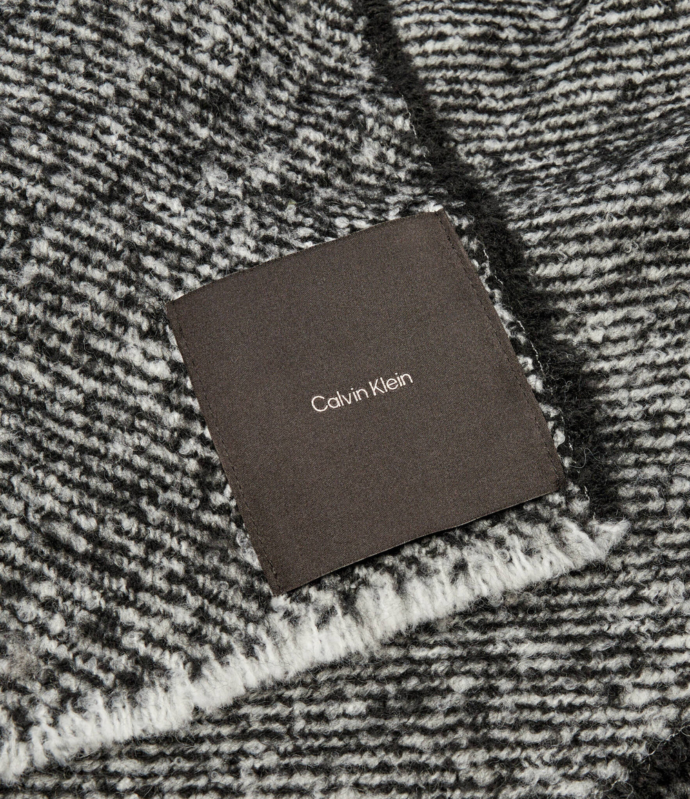Шаль CONCRETE Calvin Klein - черный(K60K612613)