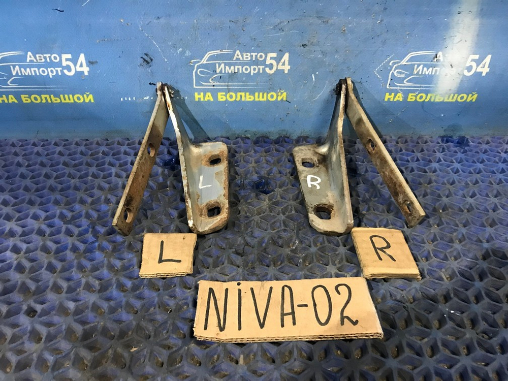 Петля капота правая CHEVROLET NIVA 2006