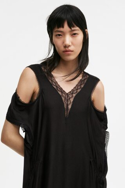 Атласное платье с кружевом - H&M