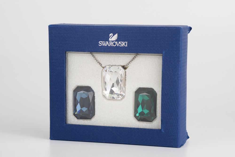 Колье Swarovski с тремя сменными подвесами