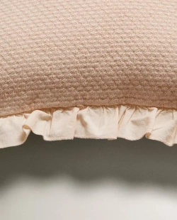 ZARA HOME ДЕТСКАЯ НАВОЛОЧКА С РЮШАМИ, РОЗОВЫЙ