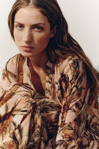 Платье с принтом и ярусами - H&M