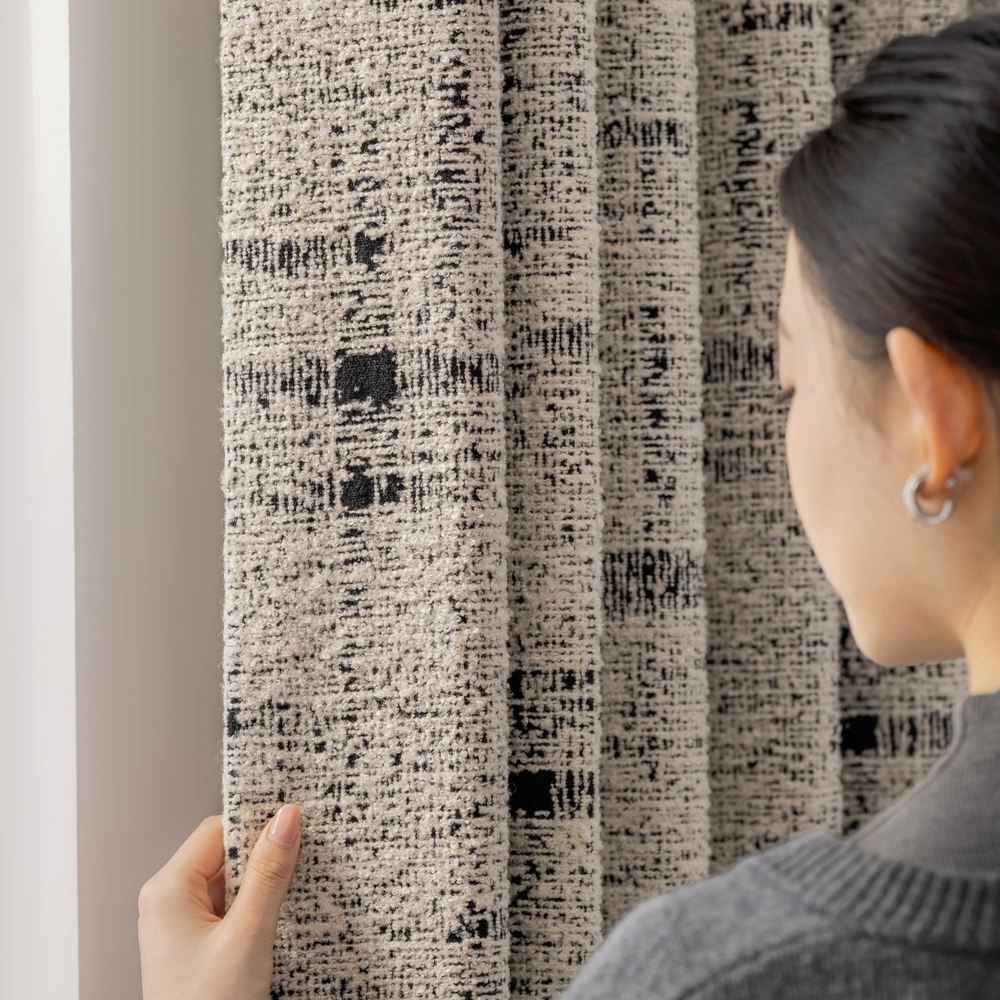 Шерстяная портьерная ткань «Pearl Tweed» — натуральная шерсть с мелким твидовым переплетением в светлой гамме