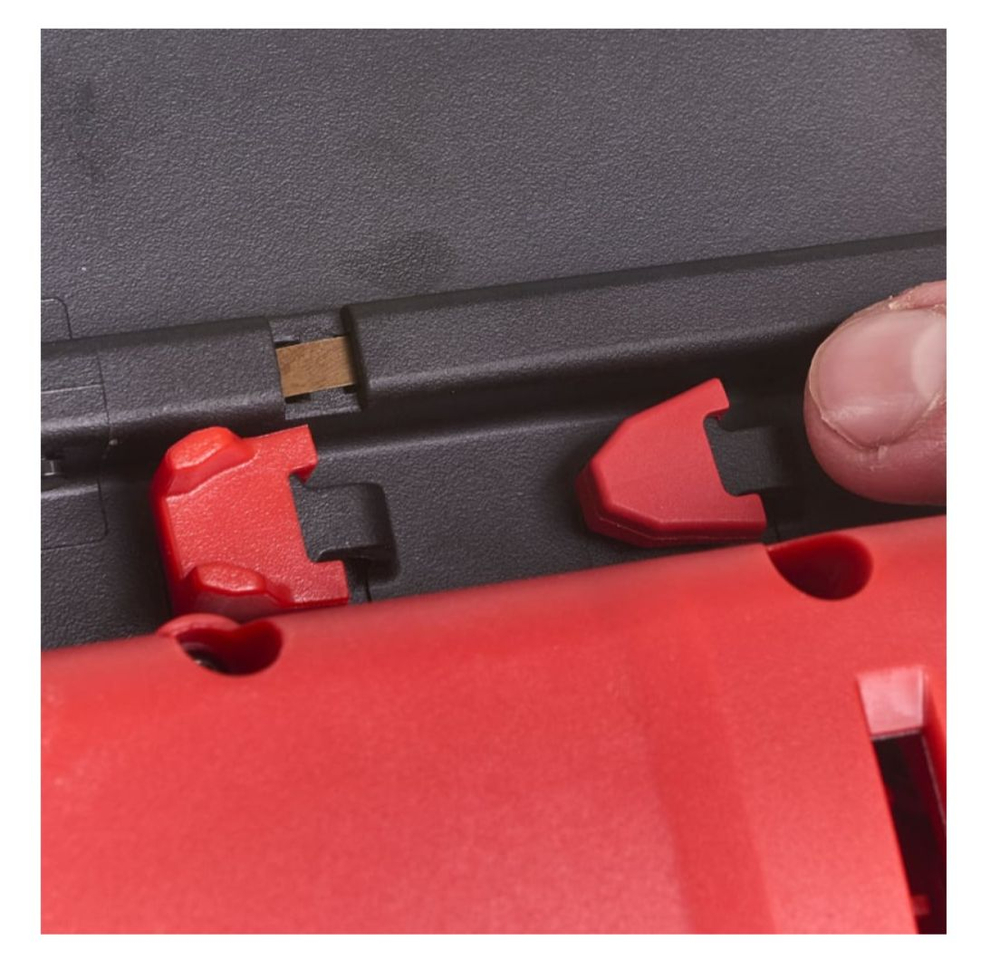 Аккумуляторный гвоздезабиватель Milwaukee M18 FN18GS-0X 4933471409