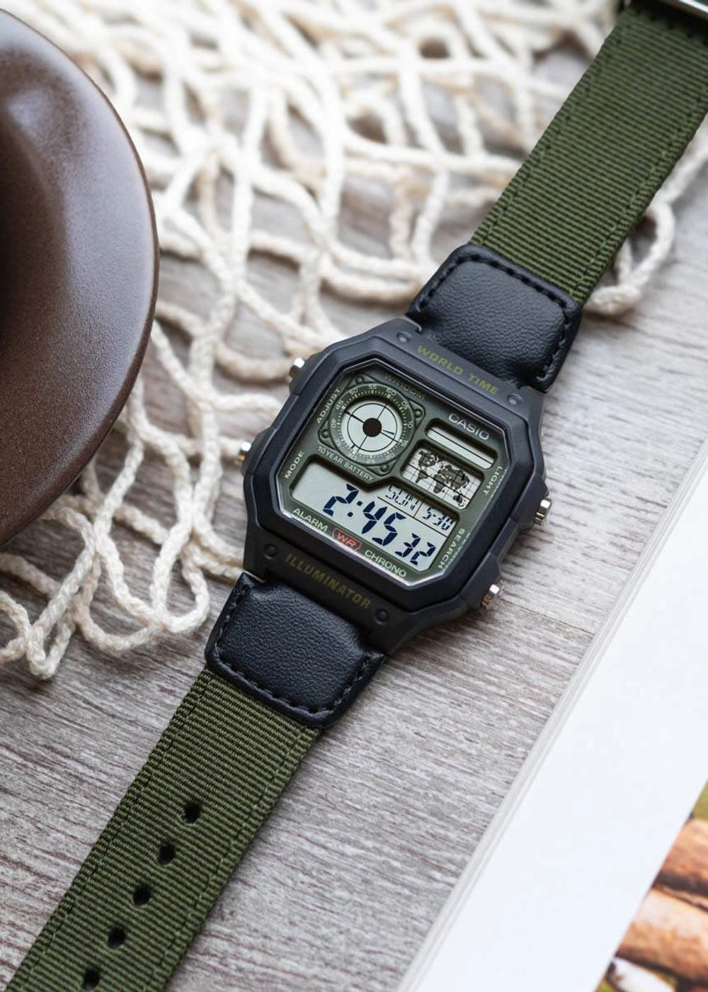 Часы Casio AE-1200WHUB-3A