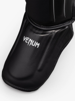 Щитки Venum Stealth Black/White