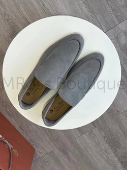 Мужские замшевые лоферы Loro Piana Summer Walk светло - графитового цвета