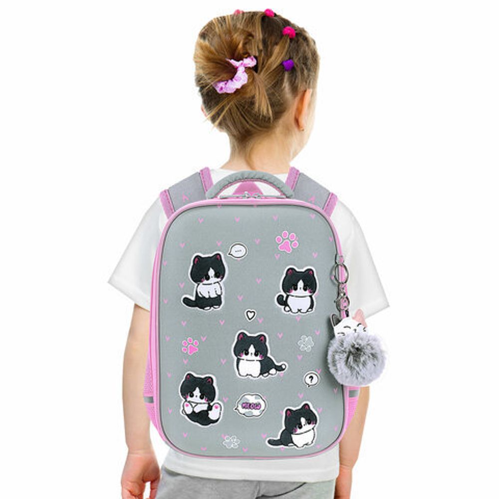 Ранец BRAUBERG LIGHT, 1 отделение, с брелоком, "Cat patches", плюшевые нашивки, 36х26х13 см, 272030