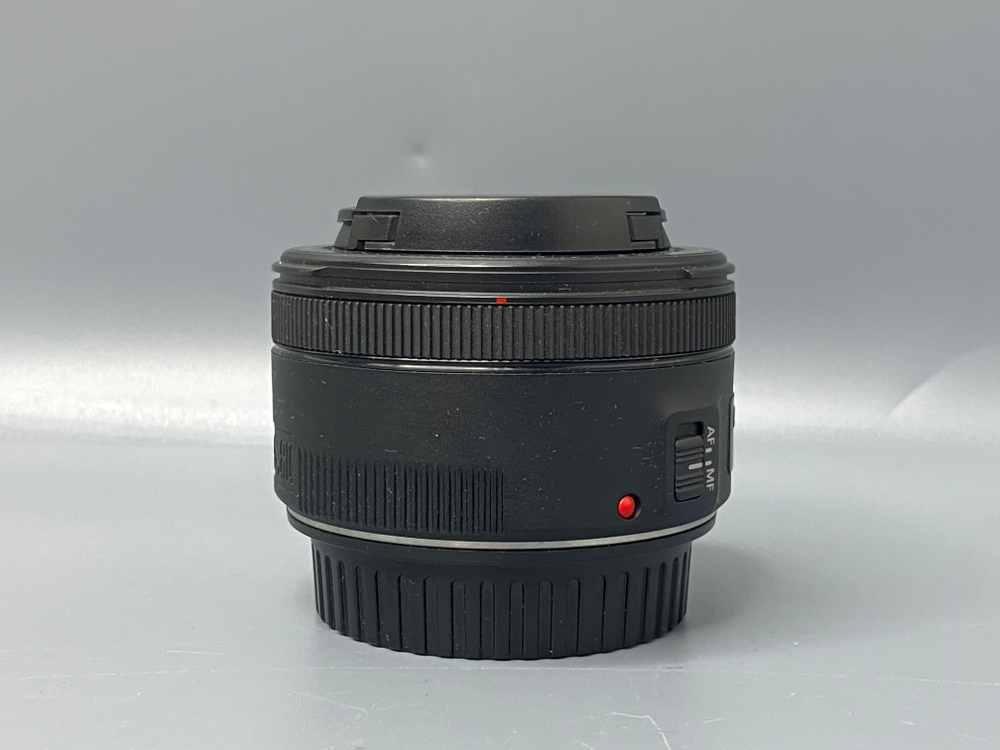 Canon EF 50mm f/1.8 STM