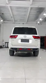 Силовой задний бампер со светом для Toyota Land Cruiser LC300 2021-2024+ крузер крузак крепление под лебедку