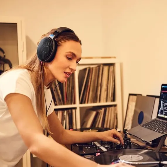 Sennheiser HD 600