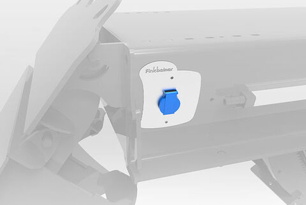Розетки (2 шт.) 220 В IP54, встроенные в одну из платформ подъёмника HDS