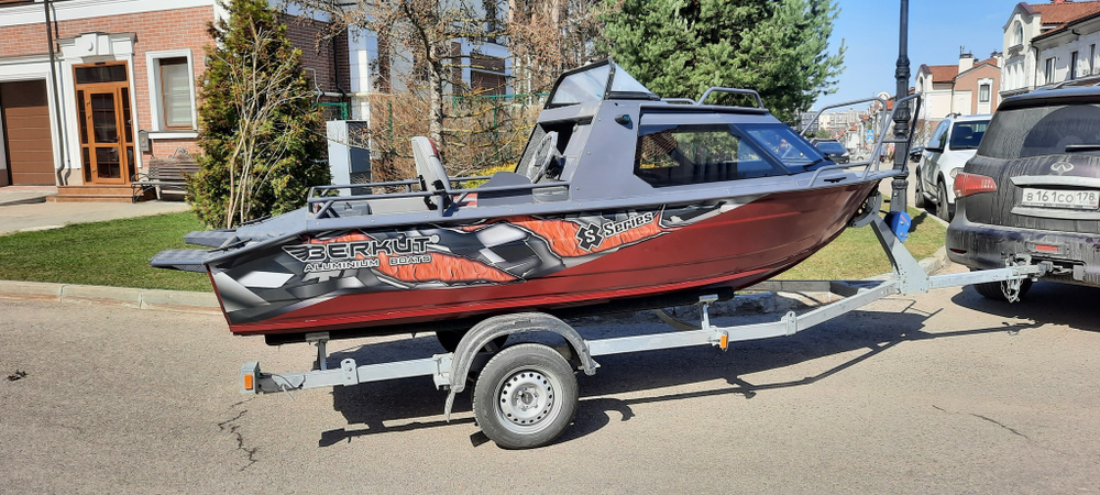 Алюминиевая лодка Berkut S HT