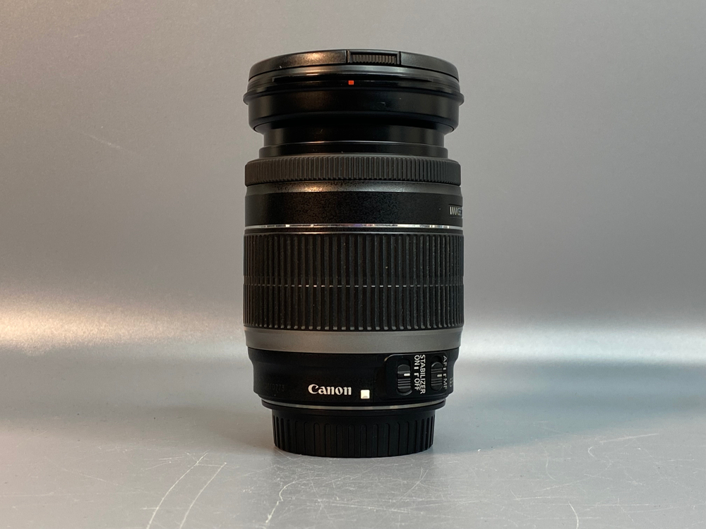 Canon EF-S 18-200mm 3.5-5.6 IS Нерабочий