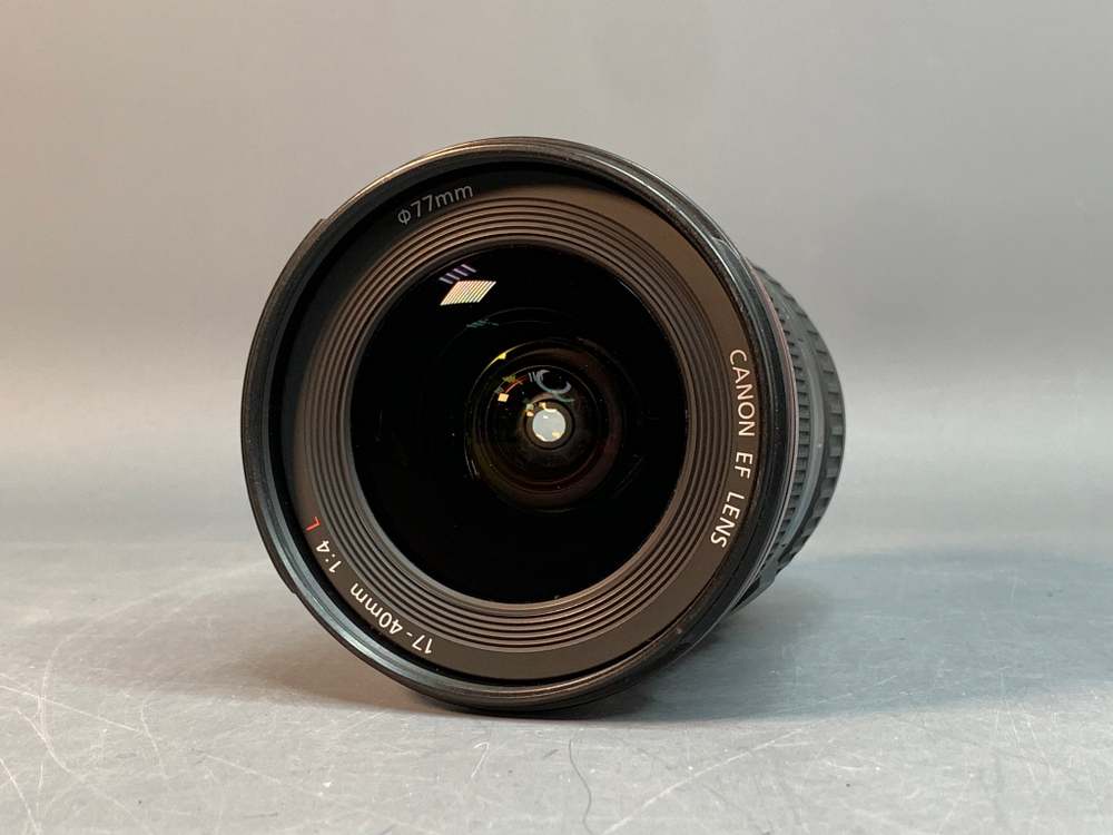 Canon EF 17-40mm f/4L USM