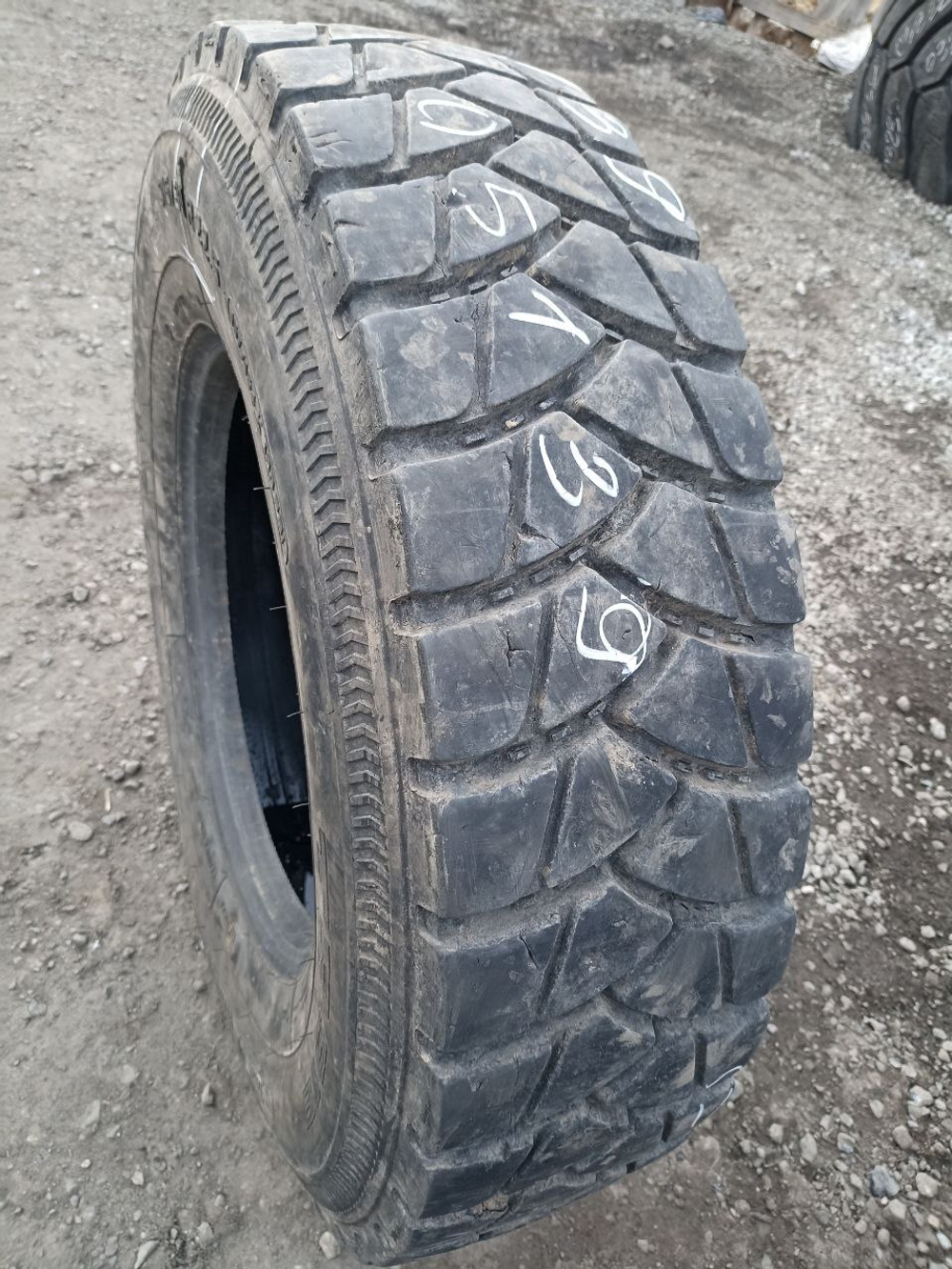315/80R22.5 Triangle TR918 шина б/у