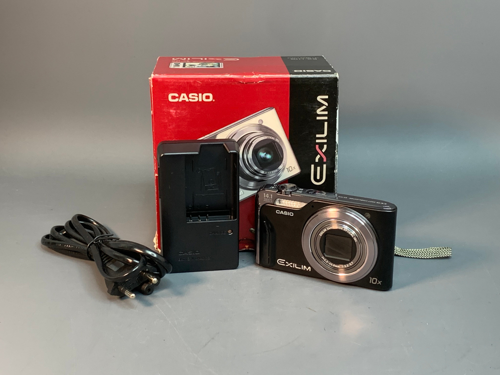 Casio Exilim EX-H15