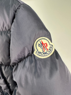 Пуховик Moncler