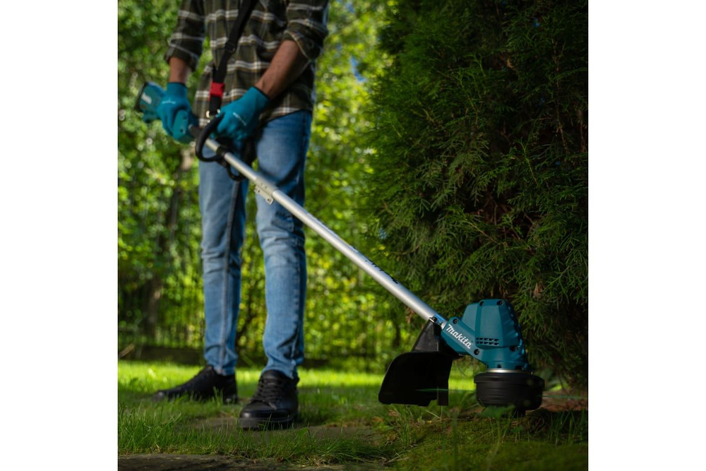 Триммер аккумуляторный Makita LXT BL 18 В, 460 Вт, D-рукоятка, d-30 см, M10xLH, разборвал (BL1830B DC18RC) DUR192LRF
