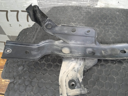 Кронштейн замка капота Toyota RAV4 IV (XA40) 15-19 Б/У Оригинал 5208542050