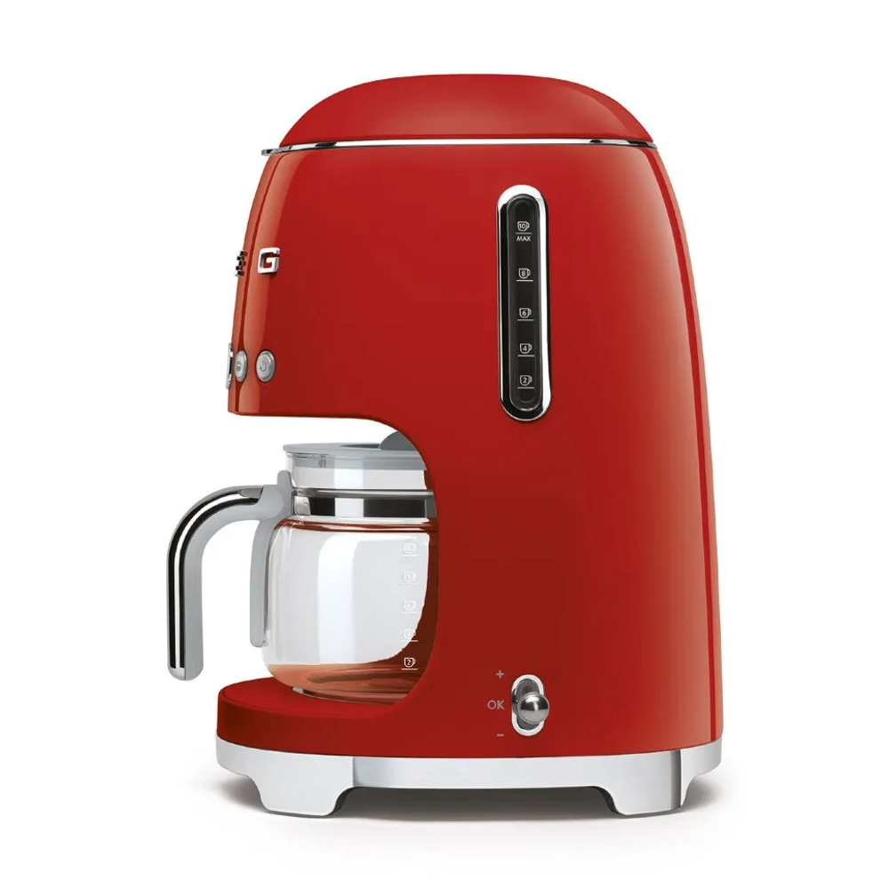 Кофеварка капельная Smeg DCF02RDEU красный