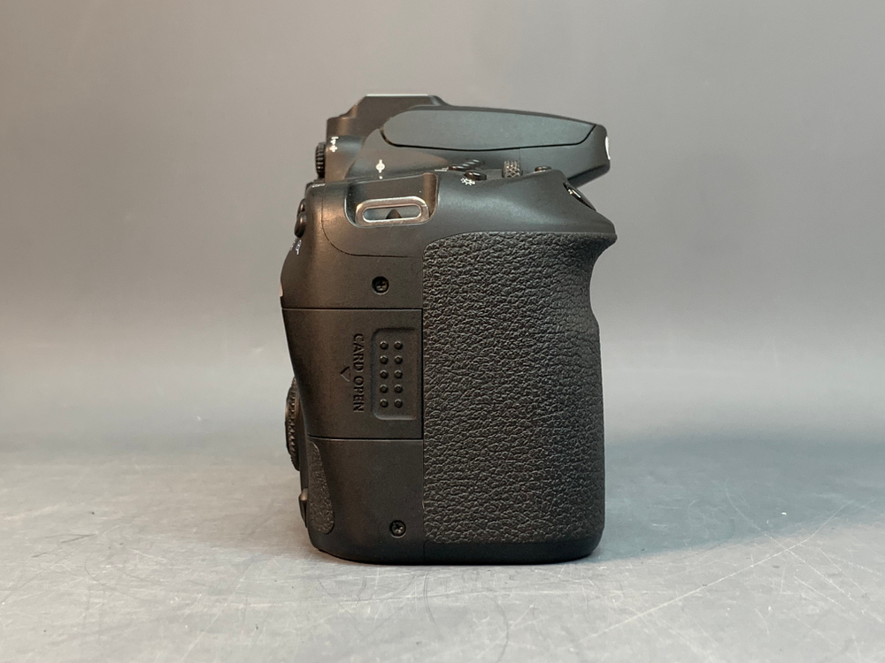 Canon EOS 90D Body 18.000 Кадров