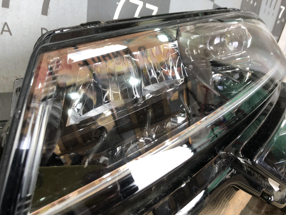 Фара левая LED Skoda Karoq 17-нв Б/У Оригинал 57B941015D