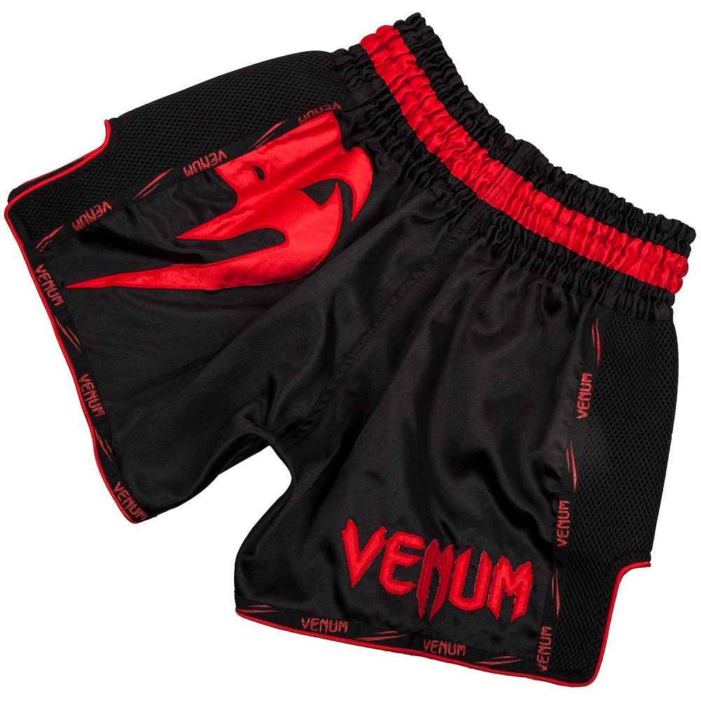 Шорты Muay Thai Venum Giant черные с красным