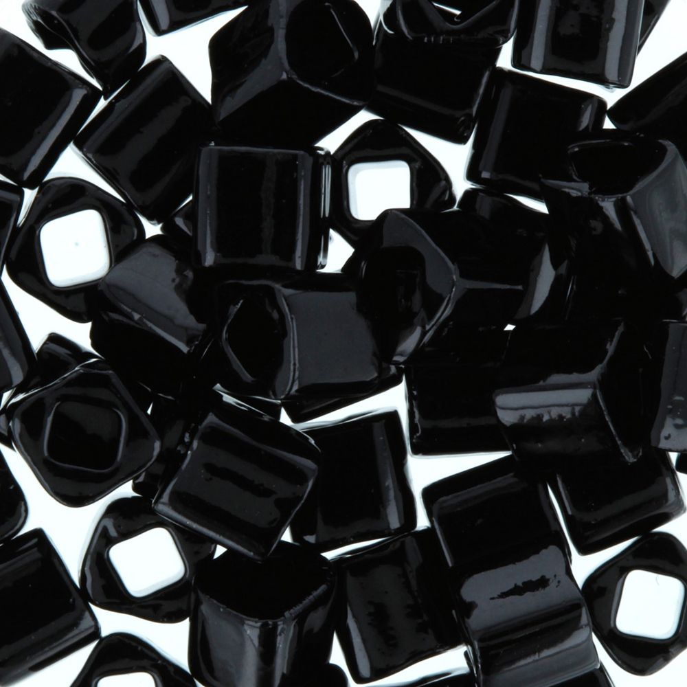 Бисер Toho Cube 1 (4 мм), 25 г (5х5 г), 0049 черный Бисер Toho Cube 1 (4 мм), 25 г (5х5 г), 0049 черный