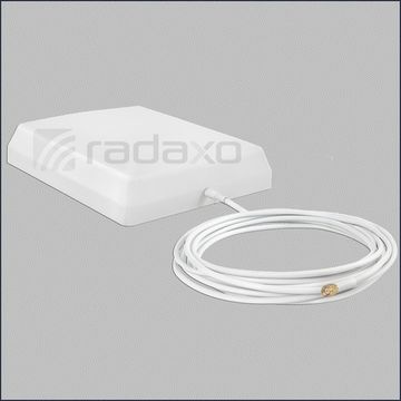 Radaxo P-4G антенна 698-2700 МГц / 14,0 dBi / 210x180x44мм