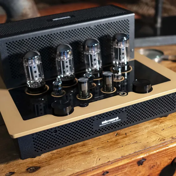 Audio Research I/50 Black