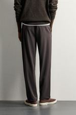 БРЮКИ RELAXED FIT СО СКЛАДКАМИ — ZARA · 7147/450