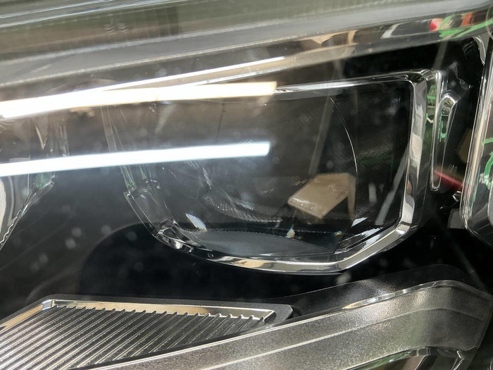 Фара левая Audi Q5 2 80A (2017-2020) LED