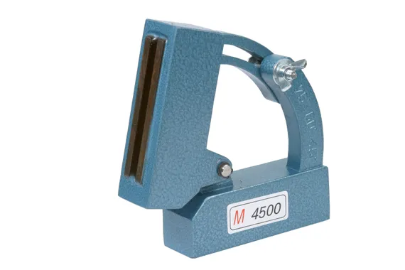 Угольник магнитный Promotech M4500