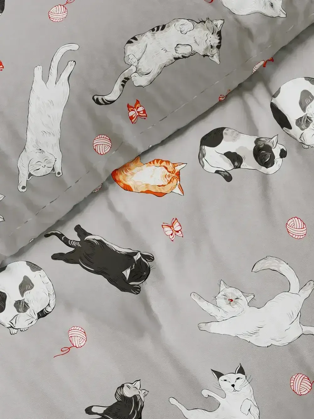 Постельное белье "Kitties" семейное наволочки 50х70 2шт Простынь на резинке 160х200 см Пододеяльник 145х215 см(2шт) Сказка сатин