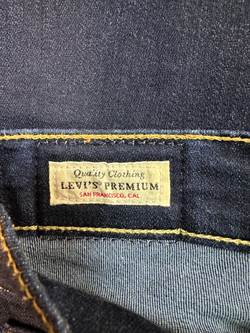 Джинсы Levi's