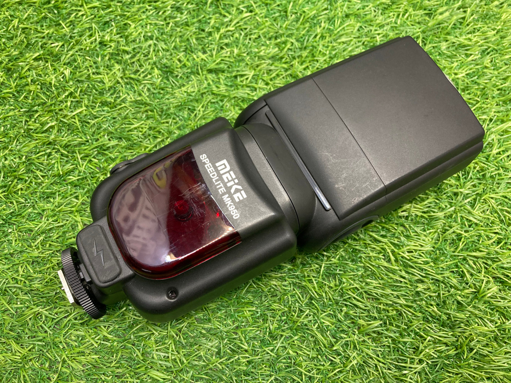 Meike Speedlite MK950 for Canon