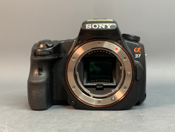 Sony Alpha SLT-A37 Kit 18-55mm 6.300 кадров